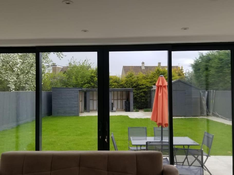 Evergreen Lodge - Two Bed Lux Flat - Parking, Garden, Patio, Wifi, Netflix - Close To Blenheim Palace & Oxford - F3 Кидлингтон Экстерьер фото