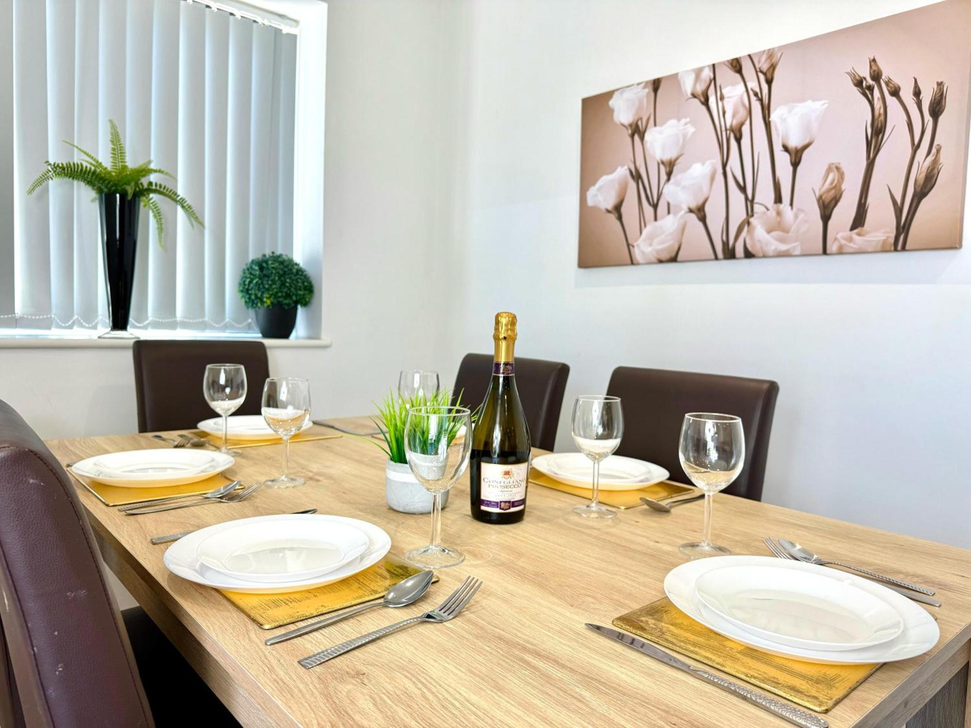Evergreen Lodge - Two Bed Lux Flat - Parking, Garden, Patio, Wifi, Netflix - Close To Blenheim Palace & Oxford - F3 Кидлингтон Экстерьер фото